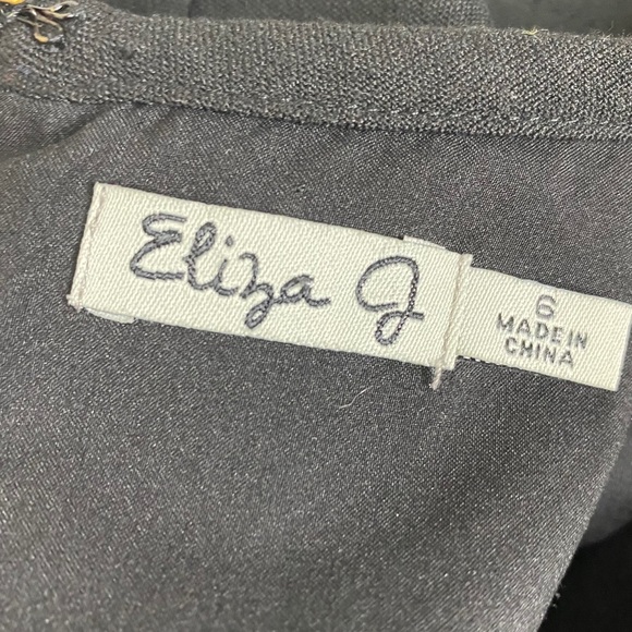 Eliza J Black Fit & Flare Dress - Picture 4 of 5